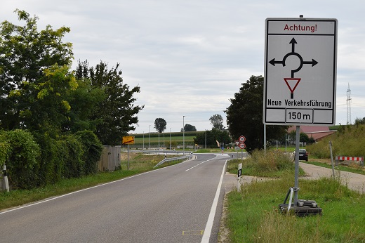 20200901 Kreisverkehr nach Laugna Aug